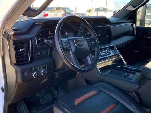 Used 2024 GMC Sierra 2500 AT4 w/ Technology Package image 15