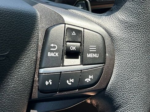 Used 2020 Ford Explorer XLT w/ Comfort Package RWD image 26