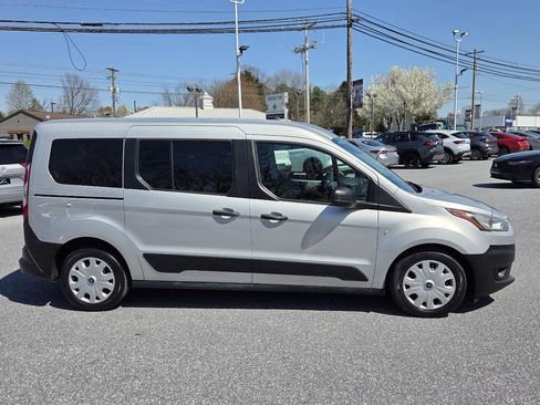 Used 2021 Ford Transit Connect XL image 9