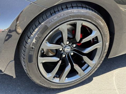 Used 2017 Nissan 370Z Coupe RWD image 10