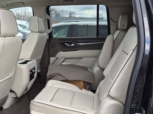 Used 2023 GMC Yukon XL Denali w/ Max Trailering Package image 7