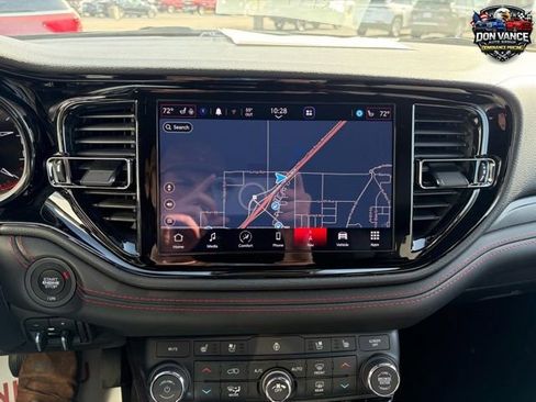 Used 2025 Dodge Durango GT AWD/4WD image 16