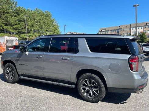 Used 2023 Chevrolet Suburban Z71 w/ Z71 Off-Road Package AWD/4WD image 8