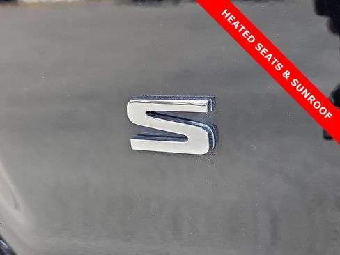 Used 2021 Kia Sorento S w/ Panoramic Sunroof Package image 8