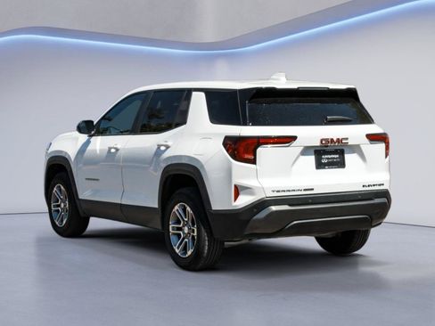 Used 2025 GMC Terrain Elevation AWD/4WD image 7