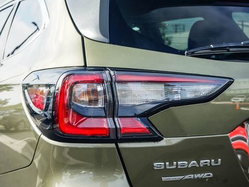 Certified 2025 Subaru Outback Premium image 9