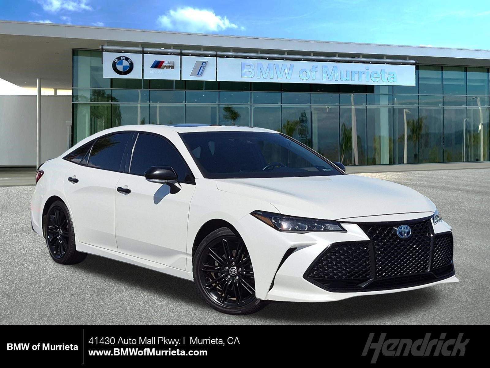 Used 2022 Toyota Avalon XSE FWD image 1