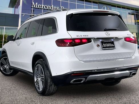 Used 2026 Mercedes-Benz GLS 450 GLS 450 image 2
