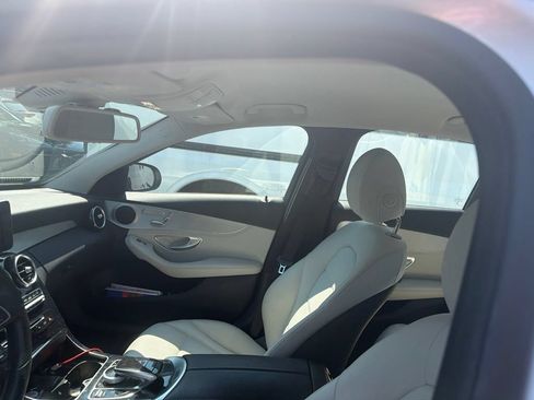 Used 2015 Mercedes-Benz C 300 Sedan image 8