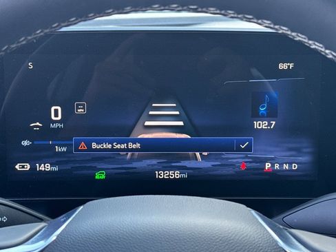 Used 2025 Chevrolet Equinox EV LT w/ Convenience Package image 37