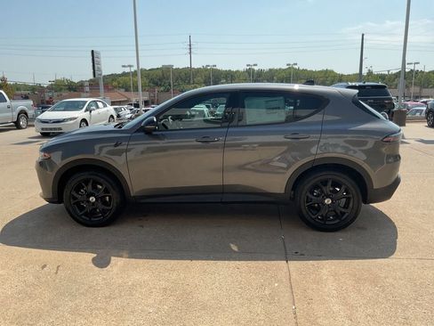 New 2025 Dodge Hornet GT w/ GT Blacktop Package image 3