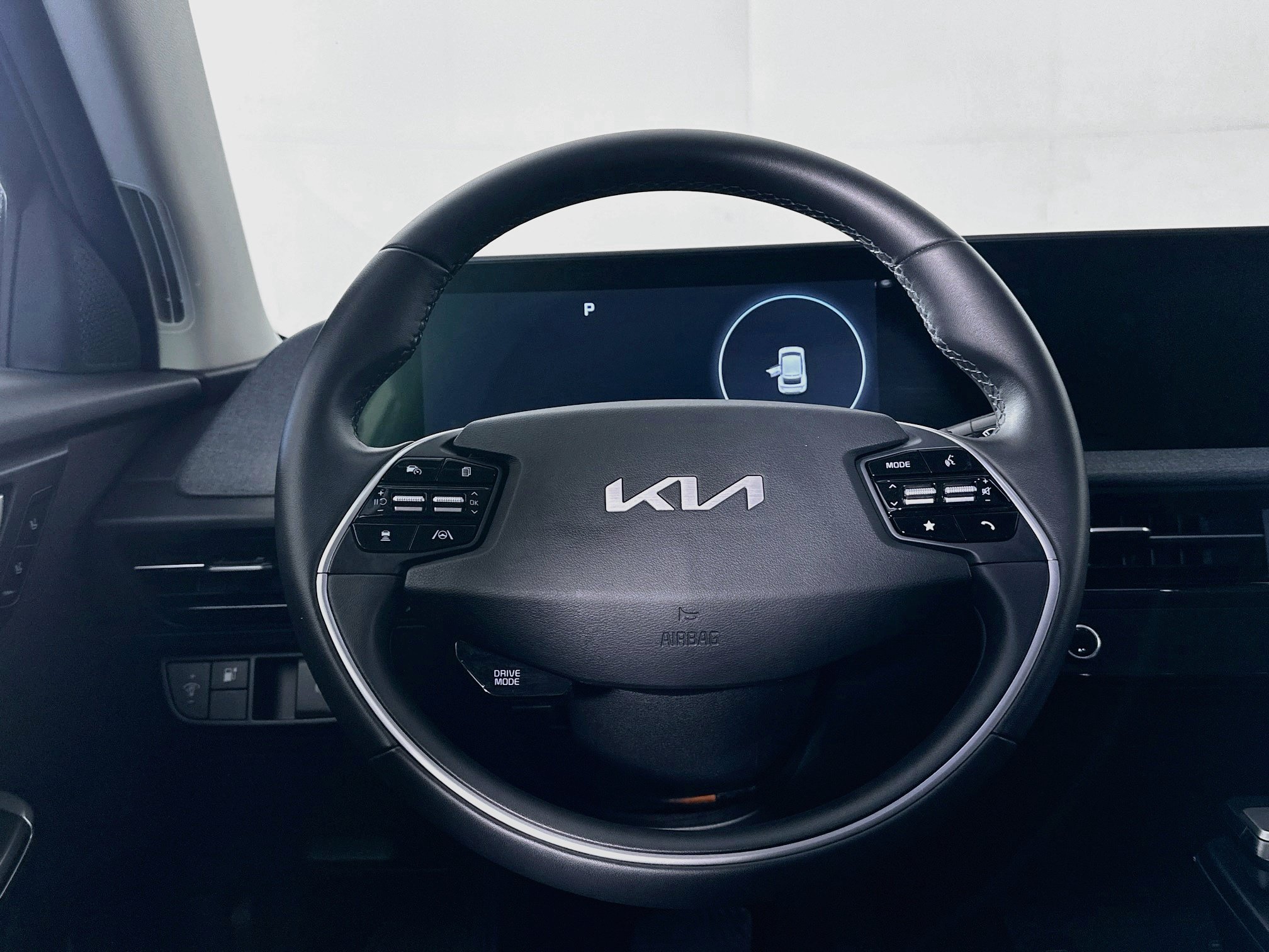 Used 2024 Kia EV6 Light RWD image 18