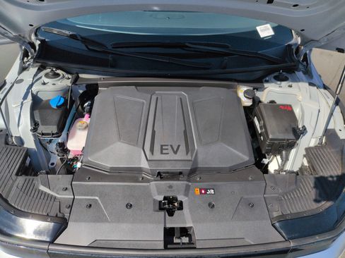 Used 2025 Hyundai Ioniq 5 SE RWD image 33