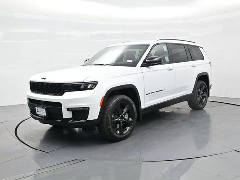 New 2025 Jeep Grand Cherokee L Limited w/ Black Appearance Package image 2