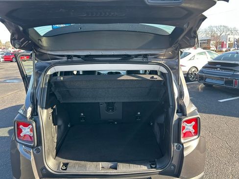 Used 2020 Jeep Renegade Limited w/ Safety and Security Group image 26