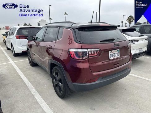 Used 2021 Jeep Compass Latitude FWD image 10