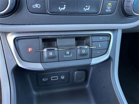 Certified 2024 GMC Terrain SLE image 18