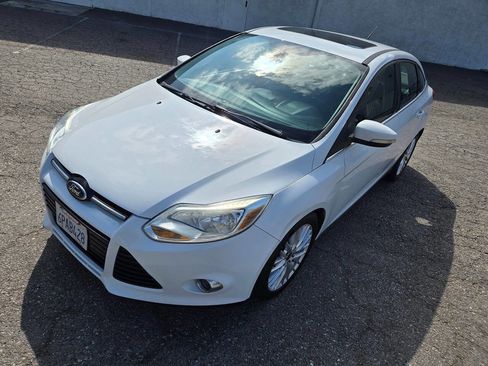 Used 2012 Ford Focus SEL image 9