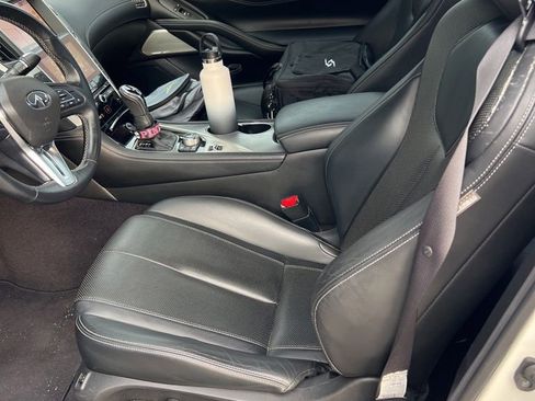 Used 2017 INFINITI Q60 w/ Premium Plus Package 3.0T image 3