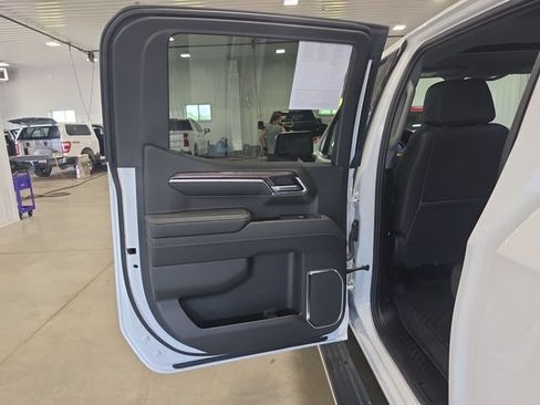 Used 2023 Chevrolet Silverado 1500 LTZ w/ LTZ Premium Package AWD/4WD image 27