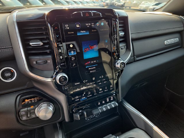 Used 2022 RAM 1500 Laramie w/ Sport Appearance Package AWD/4WD image 14
