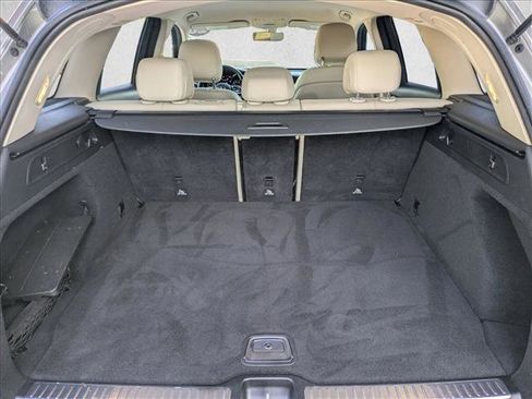 Used 2020 Mercedes-Benz GLC 300 image 6