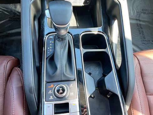 Used 2025 Kia Telluride SX Prestige AWD/4WD image 17