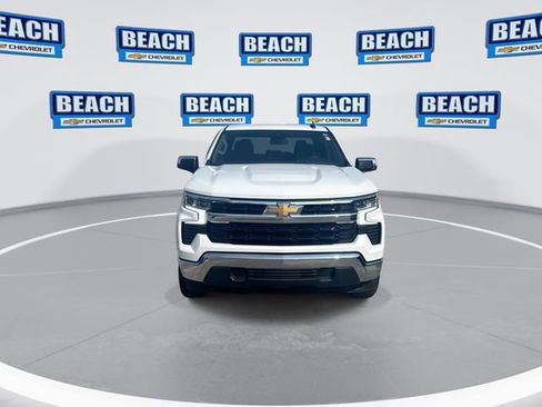 Used 2024 Chevrolet Silverado 1500 LT w/ Protection Package RWD image 3