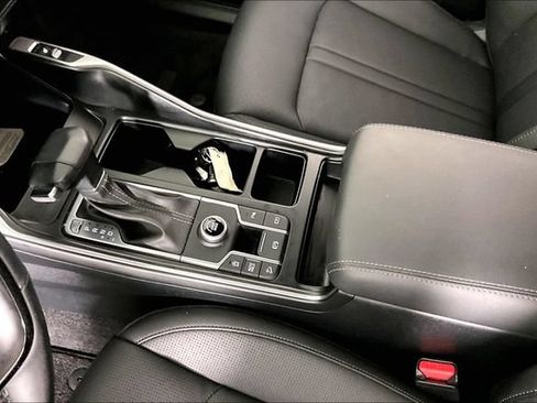 Certified 2026 Kia Sorento S w/ S Panoramic Sunroof Package FWD image 17