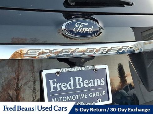 Certified 2019 Ford Explorer XLT w/ Class III Trailer Tow Package image 32