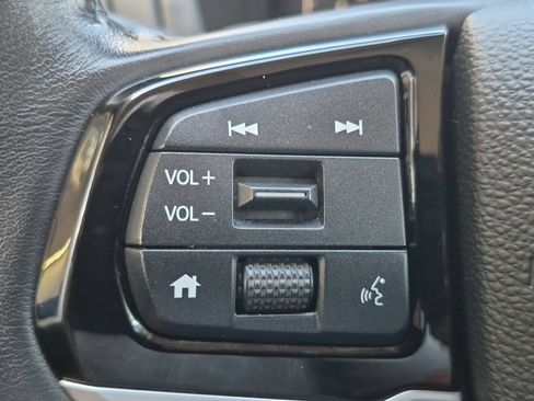 Used 2025 Honda Odyssey Elite image 14