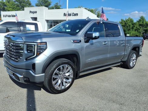 Used 2025 GMC Sierra 1500 Denali w/ Denali Reserve Package AWD/4WD image 4