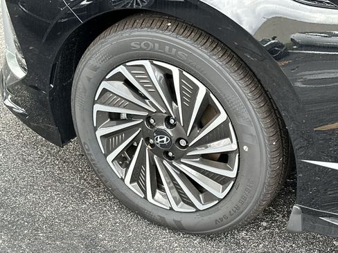 Used 2025 Hyundai Sonata SEL FWD image 11