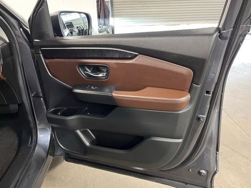 Used 2024 Honda Pilot Elite image 12