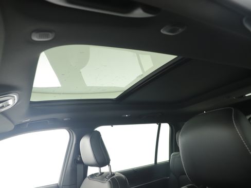 New 2025 Jeep Grand Cherokee L Limited image 26