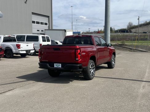Used 2023 Chevrolet Colorado Z71 w/ Z71 Convenience Package 2 image 7