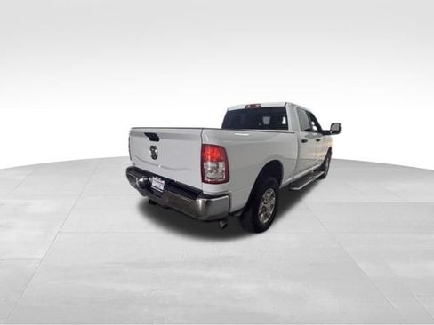 Used 2023 RAM 2500 Big Horn w/ Level 1 Equipment Group RWD image 7