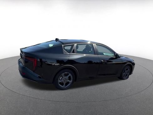 Used 2025 Kia K4 LXS image 14