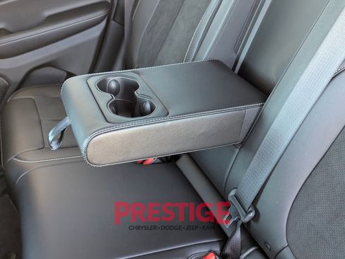 New 2025 Jeep Grand Cherokee 4WD image 27