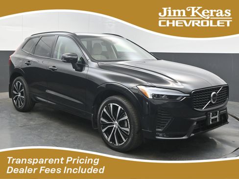 Used 2023 Volvo XC60 B5 Plus w/ Climate Package AWD/4WD image 1