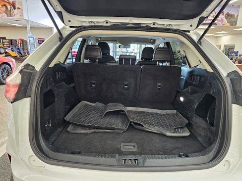Used 2019 Ford Edge SEL w/ Equipment Group 201A AWD/4WD image 40