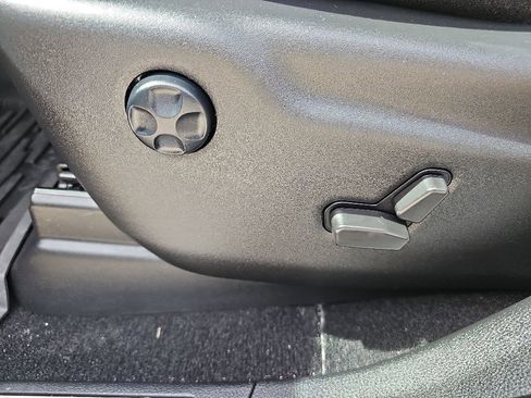 Used 2021 Jeep Grand Cherokee Limited AWD/4WD image 27