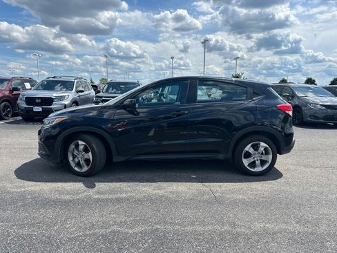 Used 2021 Honda HR-V LX image 6