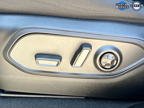 Certified 2025 Jeep Grand Cherokee Laredo X image 22