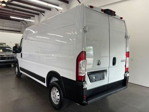 Used 2023 RAM ProMaster 2500 FWD image 5