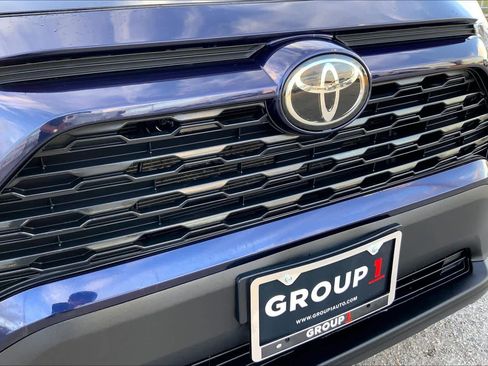 Used 2024 Toyota RAV4 XLE image 28