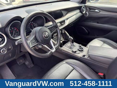 Used 2018 Alfa Romeo Stelvio Ti AWD/4WD image 8