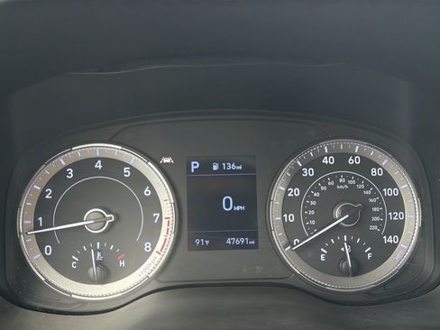 Used 2022 Hyundai Venue Limited w/ Cargo Package FWD image 20