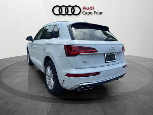 Used 2023 Audi Q5 2.0T Premium w/ Convenience Package AWD/4WD image 3