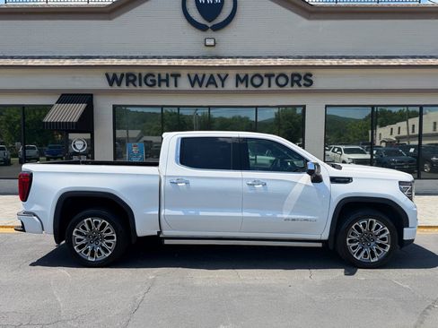 Used 2024 GMC Sierra 1500 Denali Ultimate AWD/4WD image 2